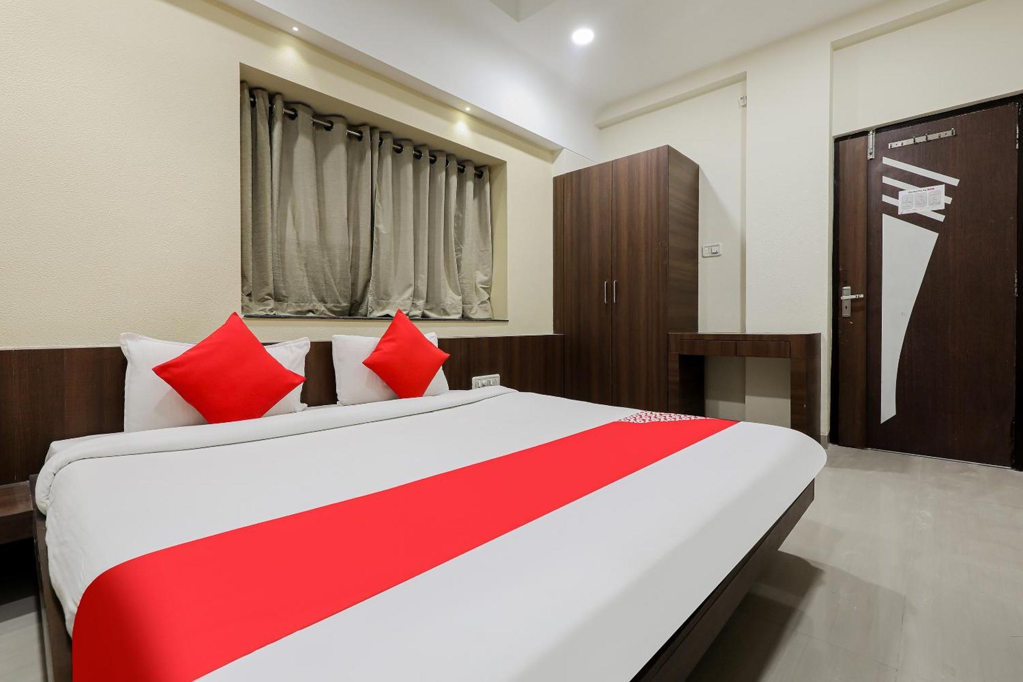 Oyo Hotel Relax Indore Exterior photo